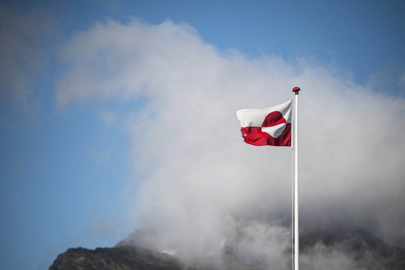 US to build two military bases in southern and eastern Greenland