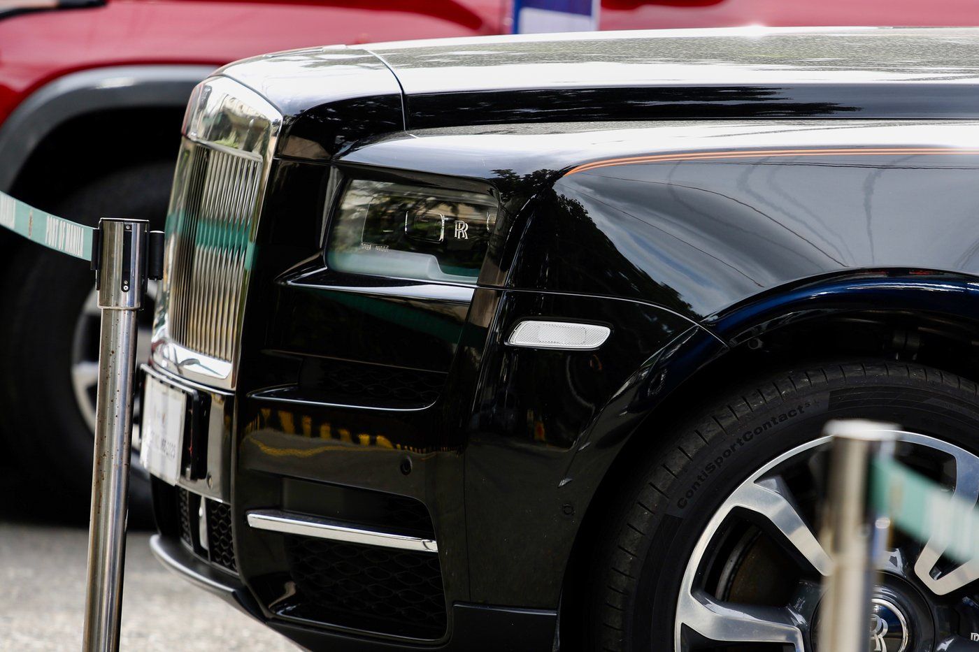House tax panel chair seeks higher taxes on luxury cars