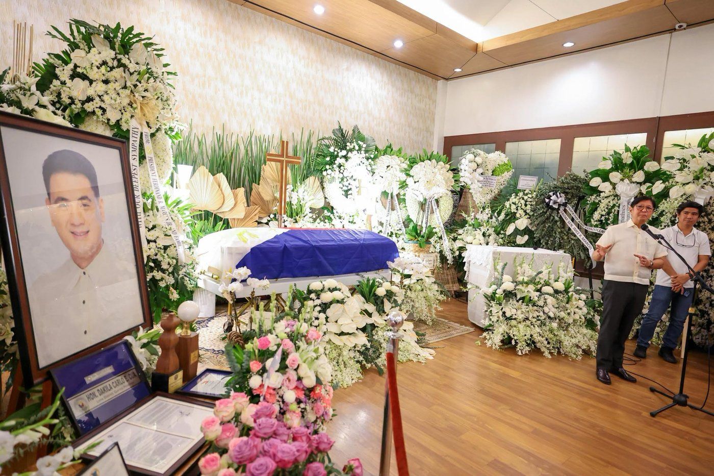 Marcos visits Quirino Gov. Dax Cua’s wake, honors legacy as public servant