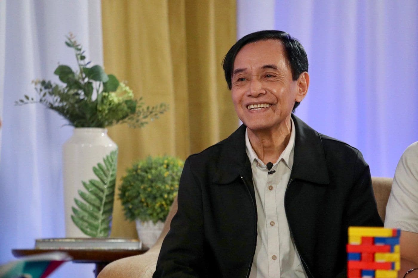 Gus Abelgas looks back on humble beginnings, says has no plans to leave journalism